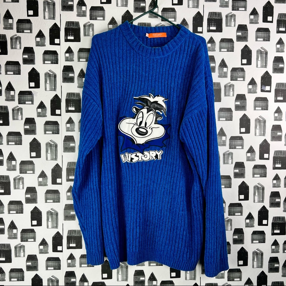 History Iceberg Vintage Blue Pepé Le Pew Crewneck Sweater